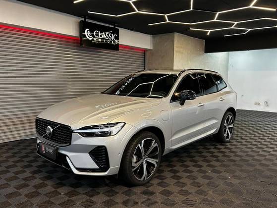 VOLVO XC60 2.0 T8 RECHARGE ULTIMATE DARK AWD GEARTRONIC